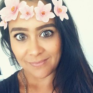 Meet your Posher, Alicia