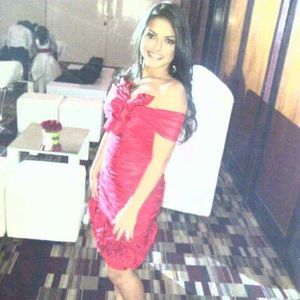 Meet your Posher, Elienny