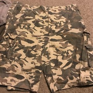 Camouflage cargo shorts