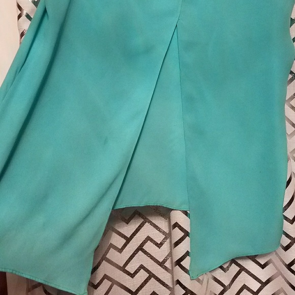 Tank Top - Picture 2 of 2