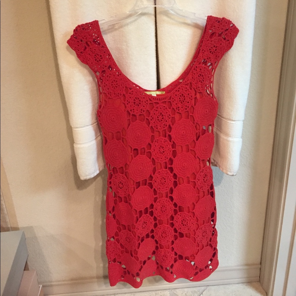 Gianni Bini lace cap sleeve dress fully lined