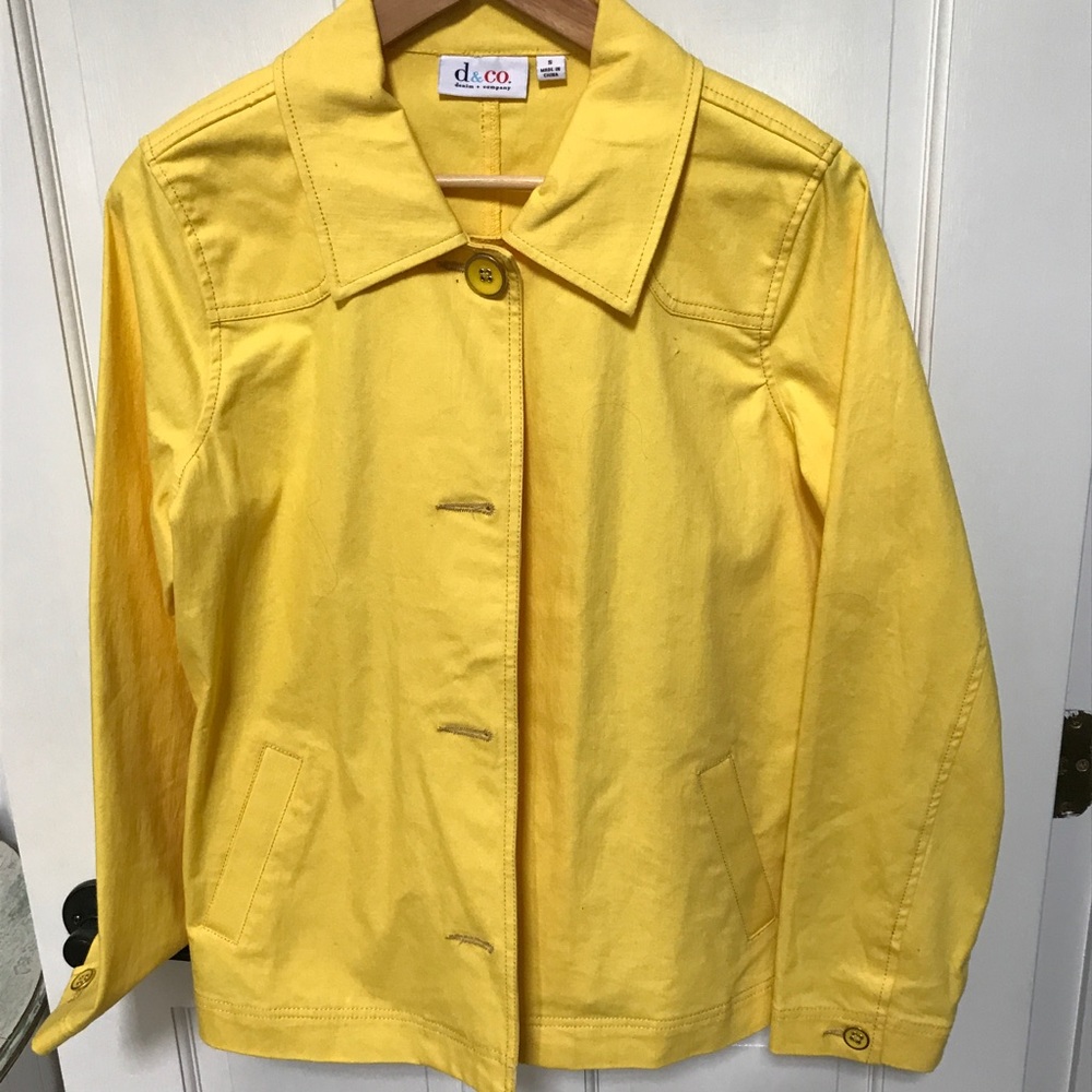 Canary yellow jacket!