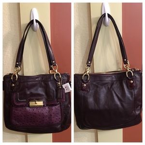 COACH AUTHENTIC BEAUTIFUL PLUM LEATHER PURSE