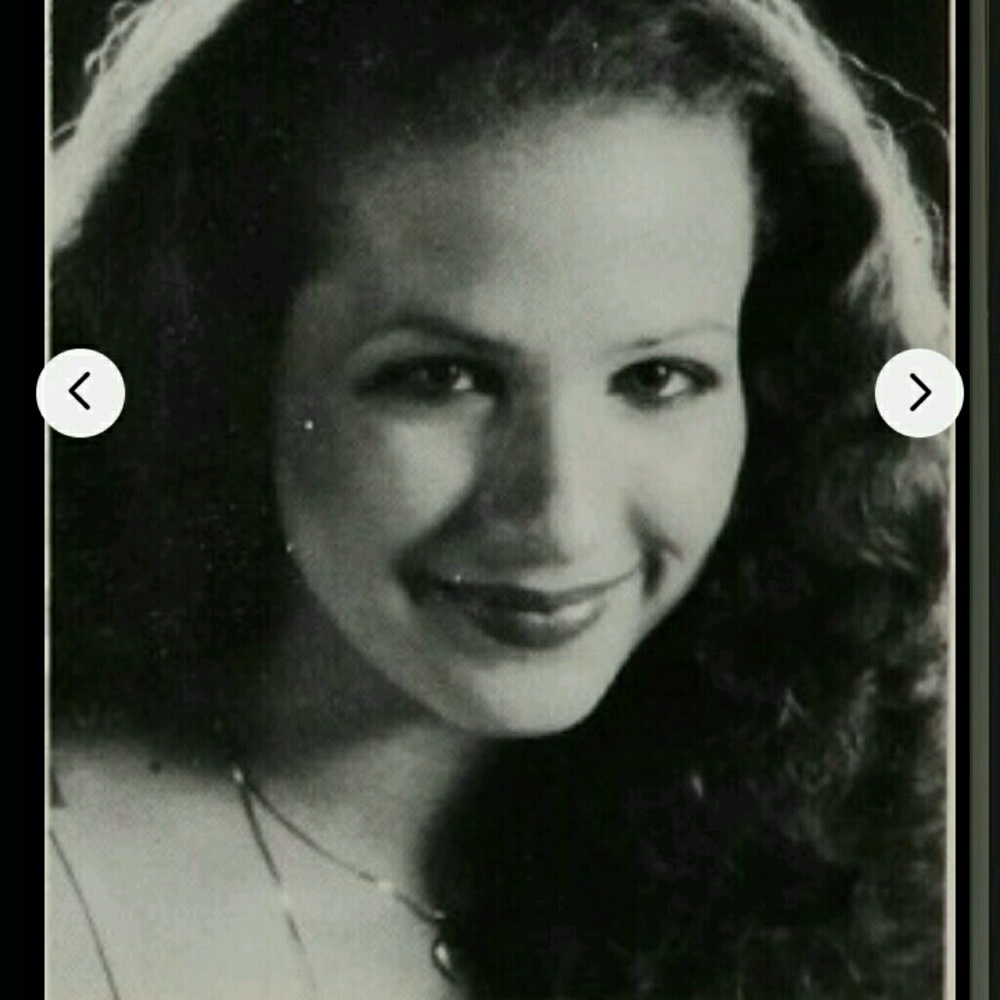 Meet your Posher, Kelli