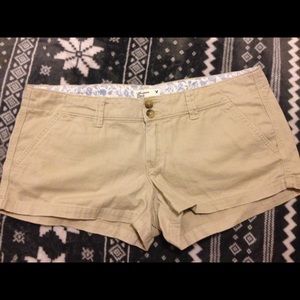 American eagle shorts, size 6