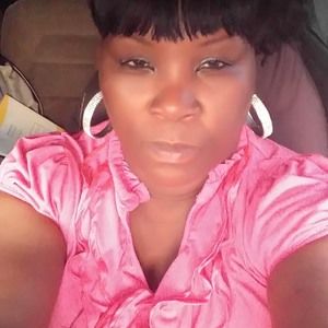 Meet your Posher, Elaine