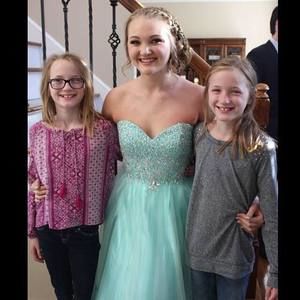 Meet your Posher, Mckenzie