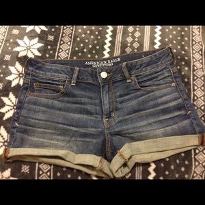American eagle high waisted shorts, size 14