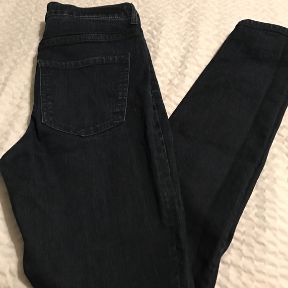 Express Jeans - Picture 2 of 3