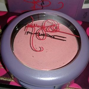 Mac kelly osborn collection