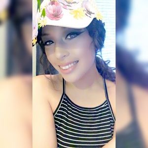 Meet your Posher, Maribel