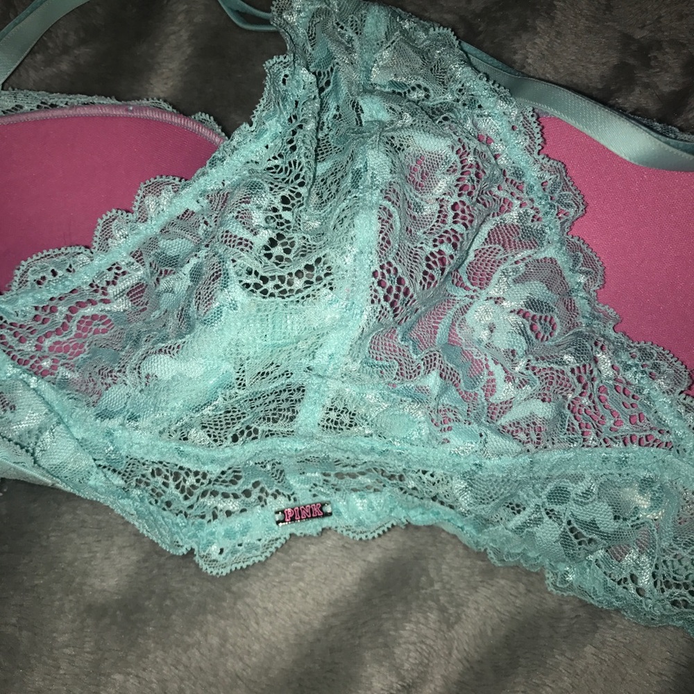 Pink/VS push-up bra - Picture 2 of 3