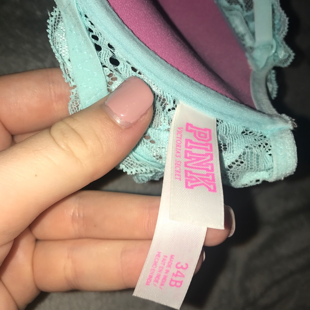 Pink/VS push-up bra - Picture 3 of 3
