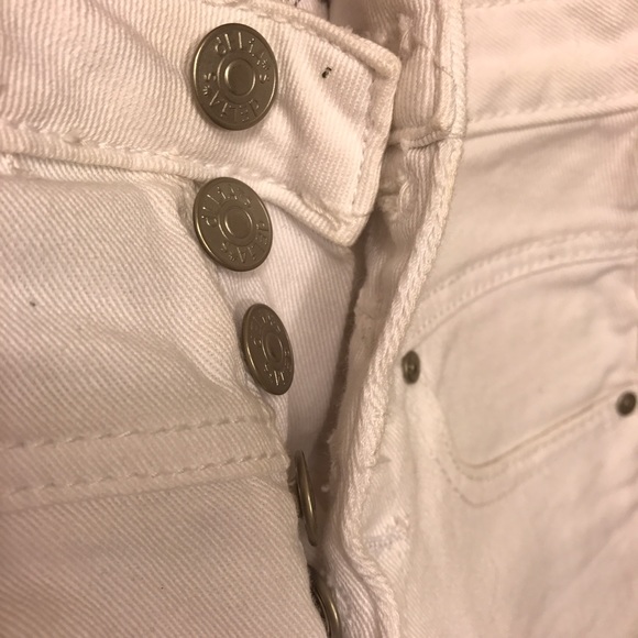 5 Button up shorts - Picture 2 of 4