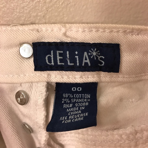 5 Button up shorts - Picture 3 of 4