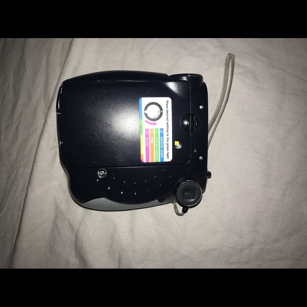 Polaroid camera - Picture 2 of 2