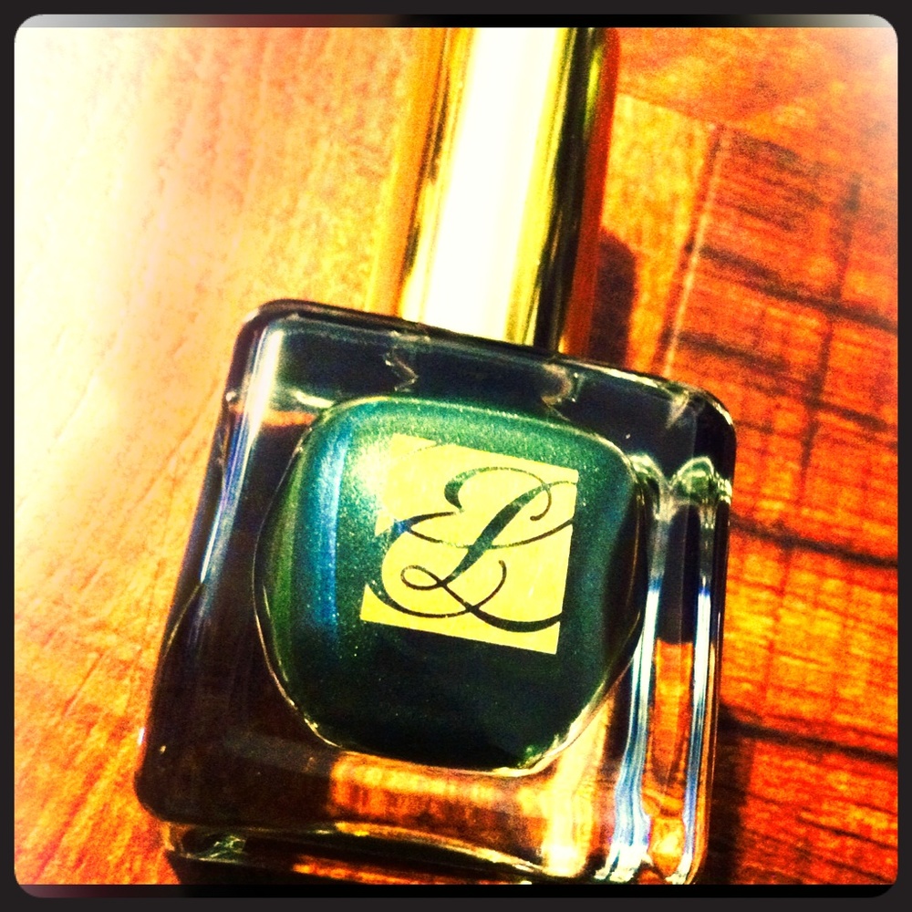Esteē Lauder Metallic Nail Polish