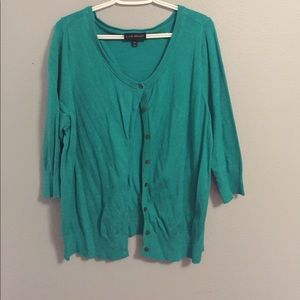 Teal cardigan with 3/4 length sleeves
