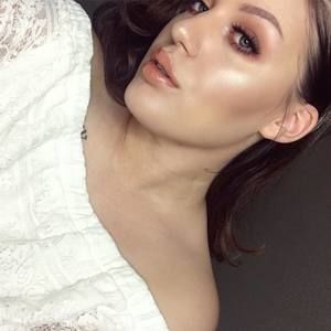 Meet your Posher, Sophia