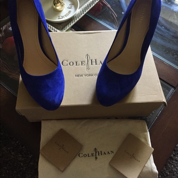 Cole Haan Chelsea Nike Air Pumps - Picture 5 of 5