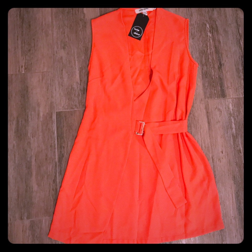 NWT Twin Sister tie dress