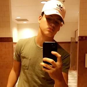 Meet your Posher, Anthony boss