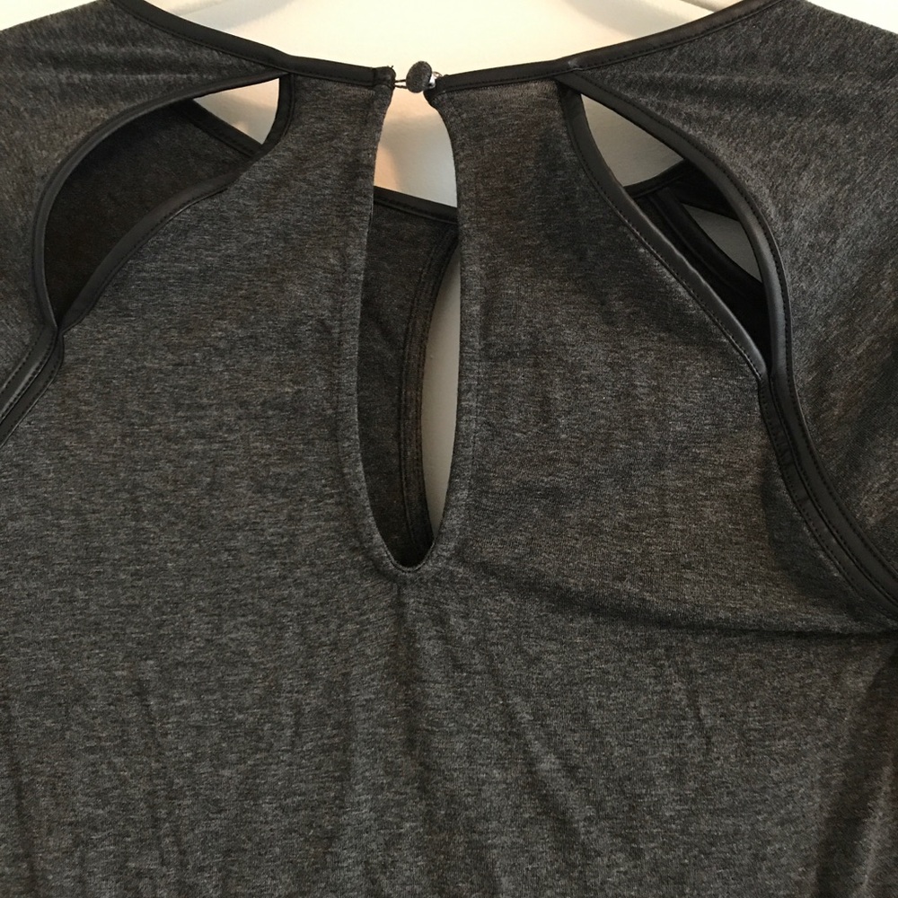 Sold @ EBay Guess Top dark gray XS