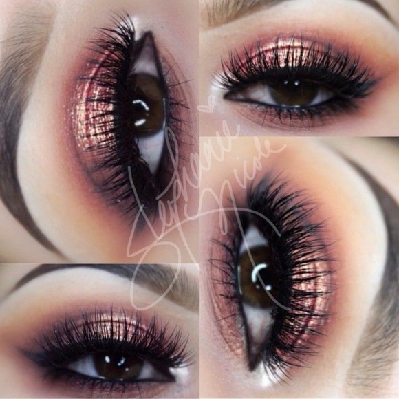 MAC Pigment in "Rose" - Open to Trade! - Picture 5 of 6