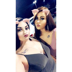 Meet your Posher, Courtney