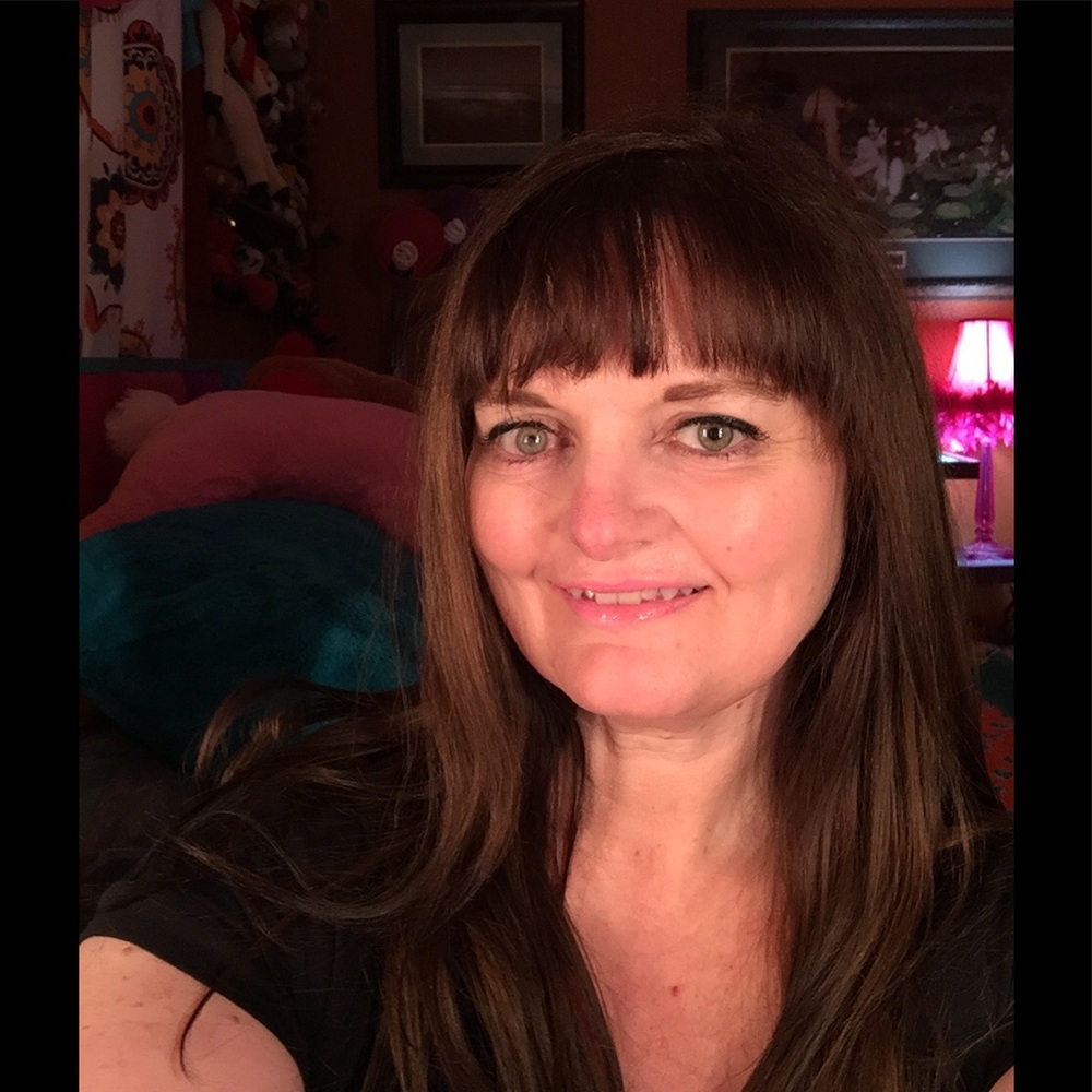 Meet your Posher, Tania