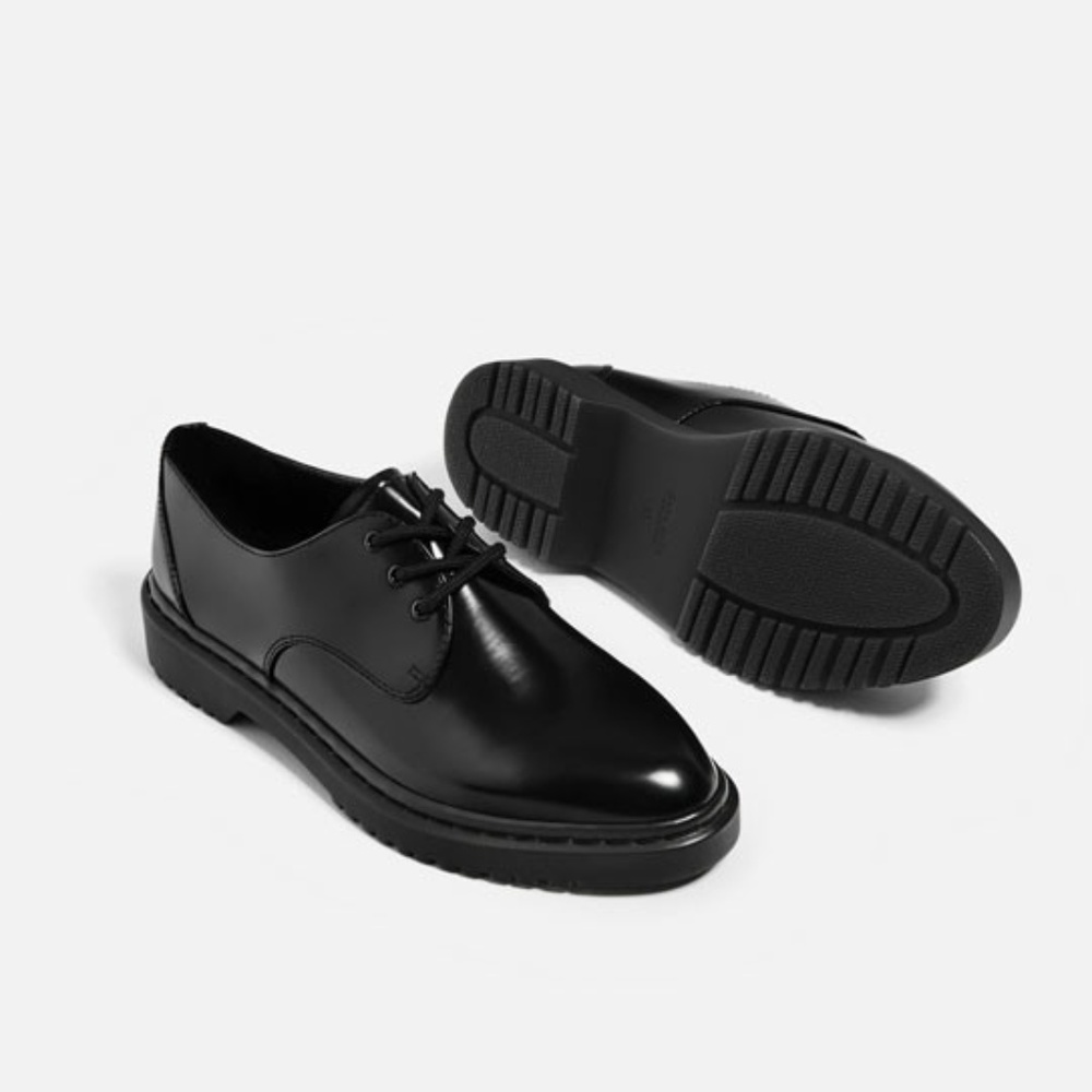 Zara black oxfords / bluchers US 5 /EUR 35
