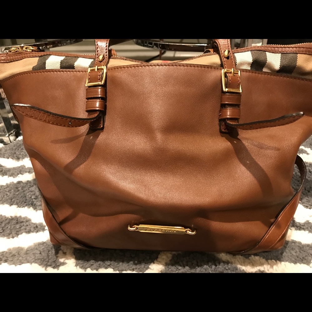 Authentic Burberry Salisbury Tote Bag
