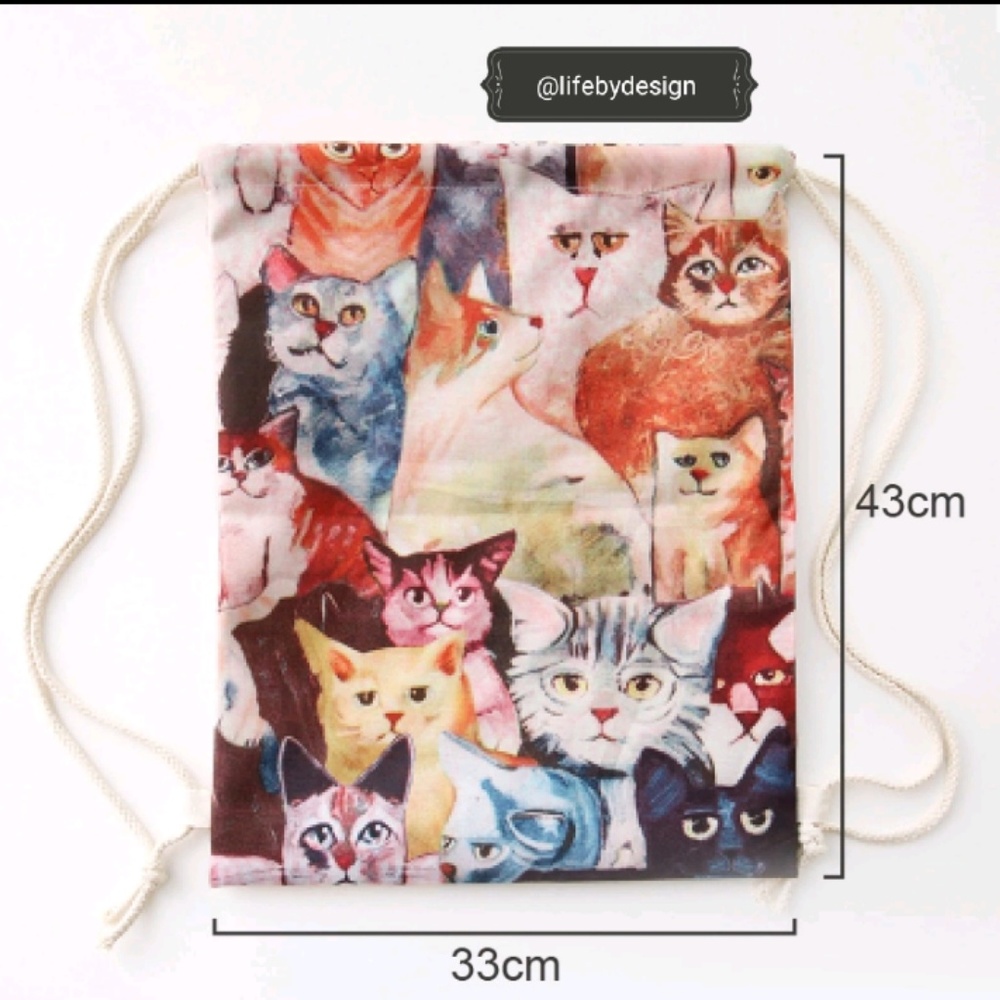 String Backpack with Kitties - Picture 3 of 6