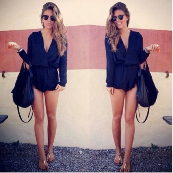 🆕 Black Long Sleeve Ruffled Wrap Front Romper - Picture 6 of 8