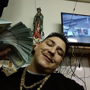 Meet your Posher, Bobby