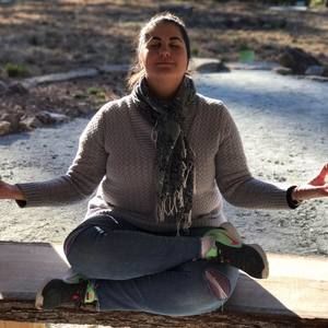 Meet your Posher, Rebeca