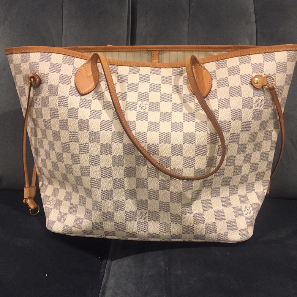 Authentic LV bag, size is MM