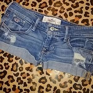 Hollister light denim rolled hem shorts size 1/25
