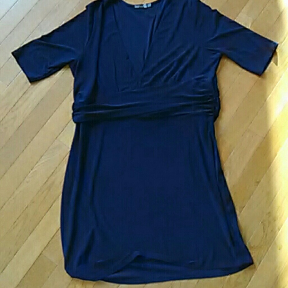 Low neckline dres
