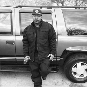 Meet your Posher, Dennis