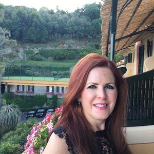 Meet your Posher, Deborah