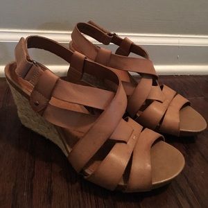 Clarks tan leather espadrille wedge sandal Size 7
