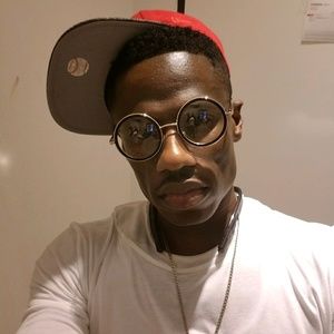 Meet your Posher, Carlton