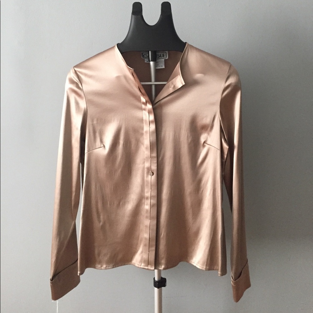 Sz 4 elegant Carlisle light gold top. NWT.