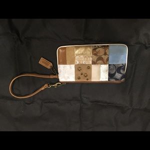 Gently used coach Wristlet