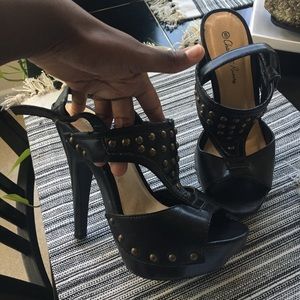 Vintage Charlottes Russe platform heels