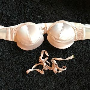 Aerie 32A strapless / removable straps bra nude