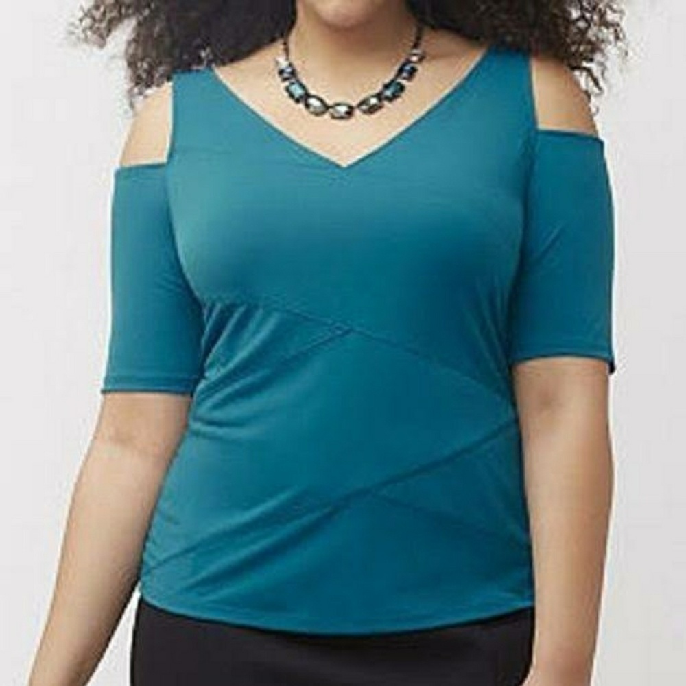 Turquoise top w cold shoulders, euc