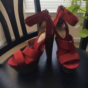 Jessica Simpson platforms