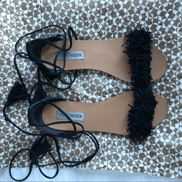 Steve Madden Shoes - Steve Madden tie up flats